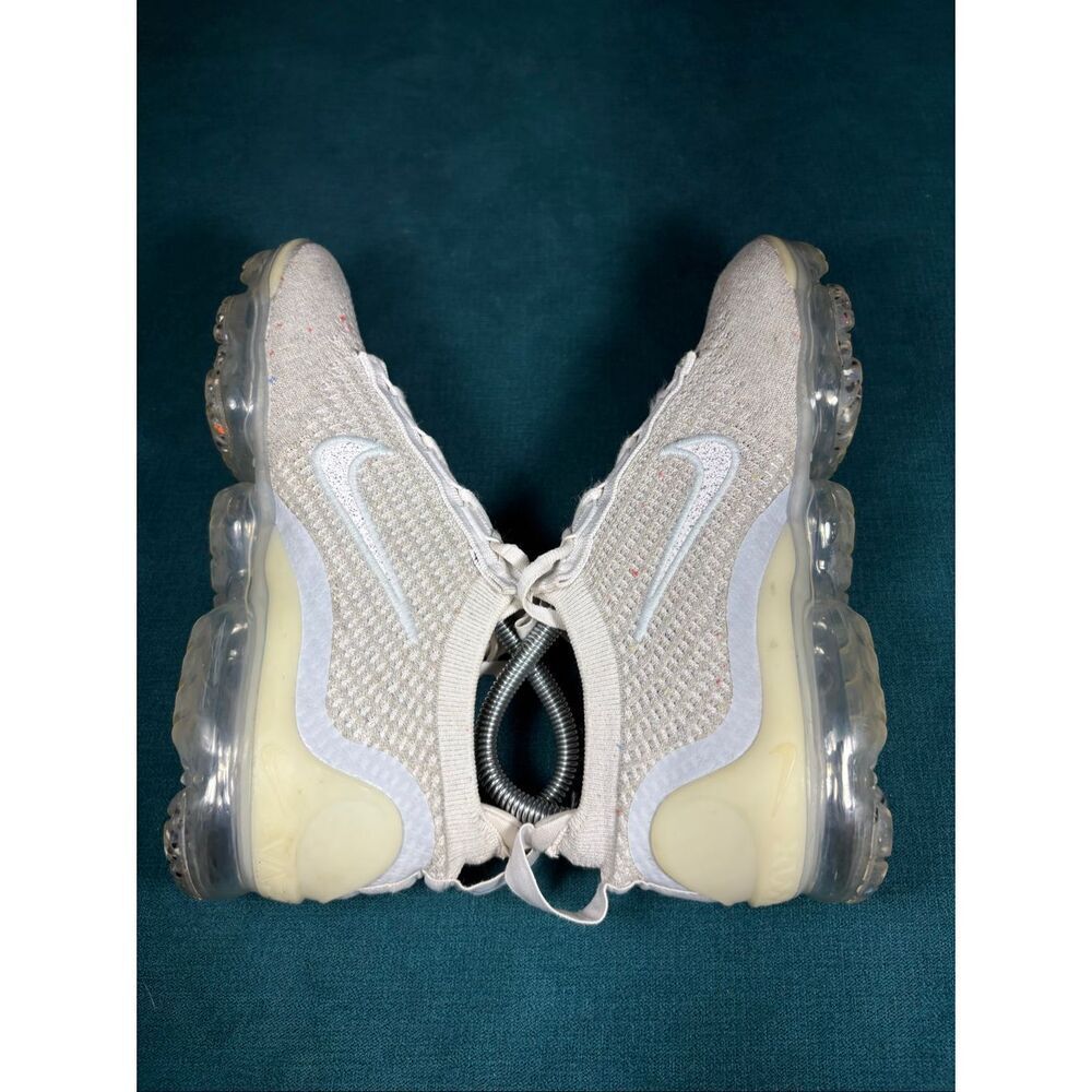 Nike Air VaporMax 2021 Flyknit Next Nature Summit White Light Bone Women’s Size - Picture 5 of 8